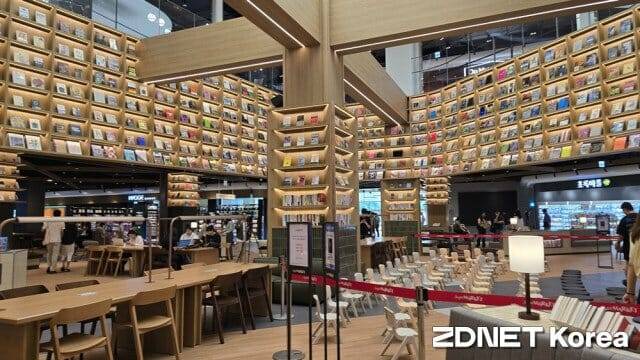 스타필드 마켓 킨텍스점이 26일 오픈했다.