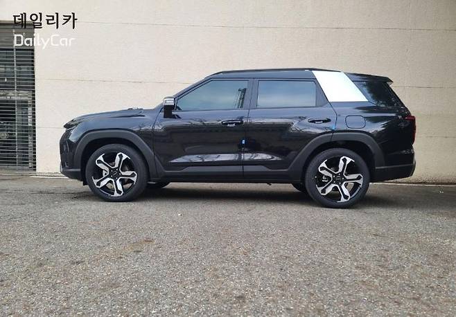 KG모빌리티M, 토레스 하이브리드