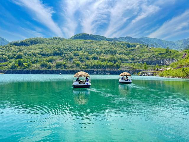 ▲ 무릉별유천지 청옥호.