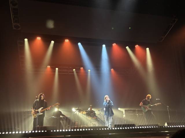 22일 달서아트센터 청룡홀에서 열린 레몬 뮤직 페스티벌에서 오렌지 플레이버 시가렛이 공연 중이다. 최현정 기자