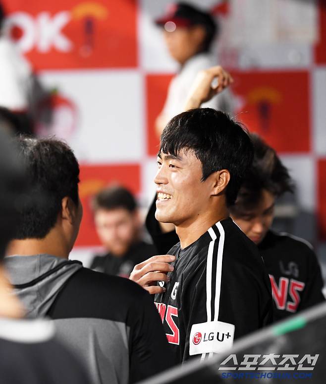 LG 트윈스 유니폼을 입고 치른 첫 경기부터 천성호는 복덩이로 등극했다. 수원=박재만 기자 pjm@sportschosun.com