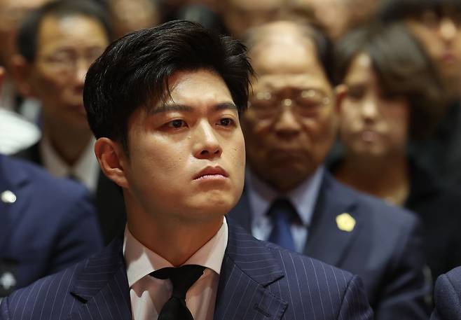 26일 서울 용산구 백범김구기념관에서 열린 백범 김구 선생 제76주기 추모식에 국민의힘 김용태 비상대책위원장이 참석하고 있다.