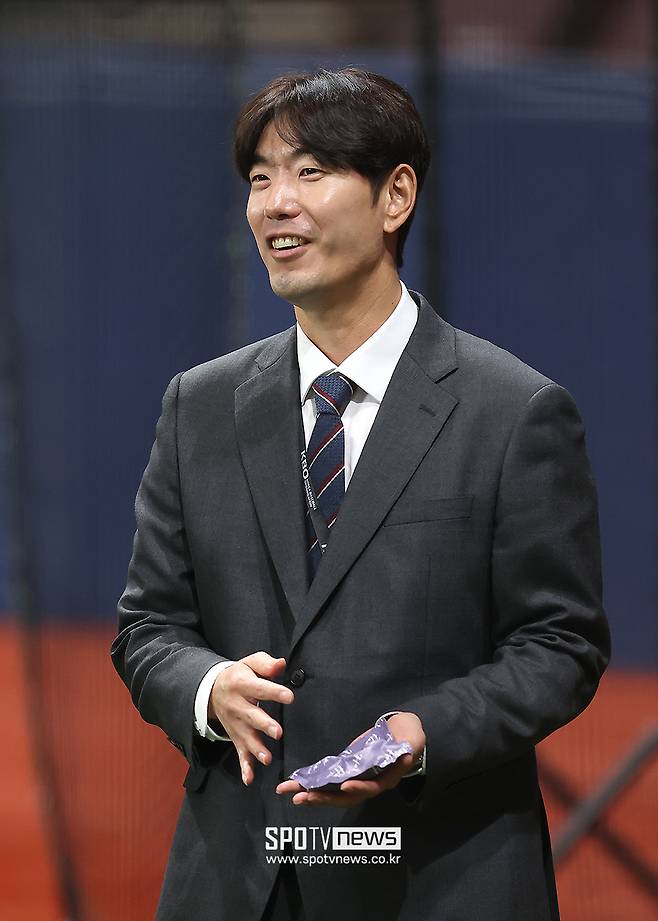 ▲ 은퇴 후 해설위원으로 변신한 김재호 ⓒ 곽혜미 기자