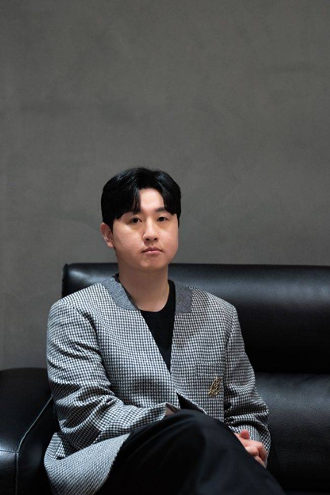 ⓒ(주)바이포엠스튜디오