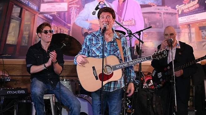 미국 가수 로니 맥도웰. /사진=X(엑스·옛 트위터) 캡처