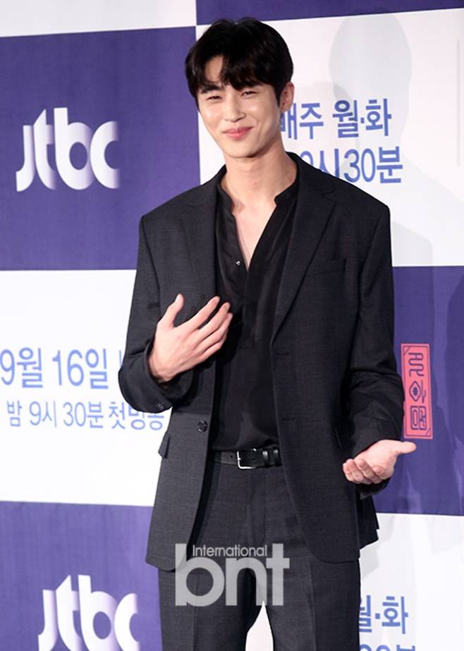 “심쿵 아이콘”… 변우석, 라이징 스타 1위 ©bnt뉴스