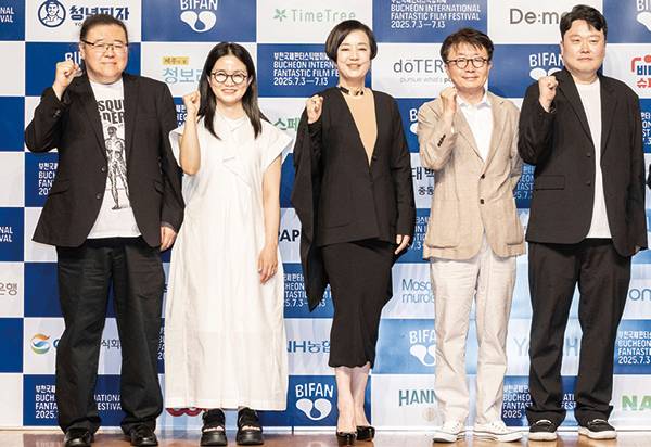 부천국제판타스틱영화제 기자회견장에서.