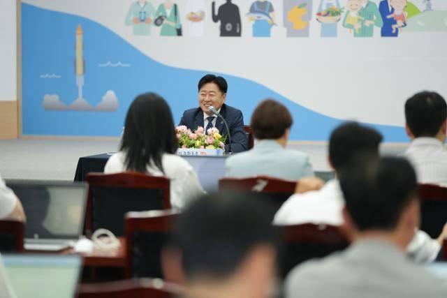 1일 제주 제주시 제주도청 대강당에서 오영훈 제주지사가 취임 3주년 기자회견을 갖고 있다. 제주도 제공