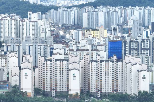 지난 29일 서울 시내 아파트 단지의 모습. 연합뉴스