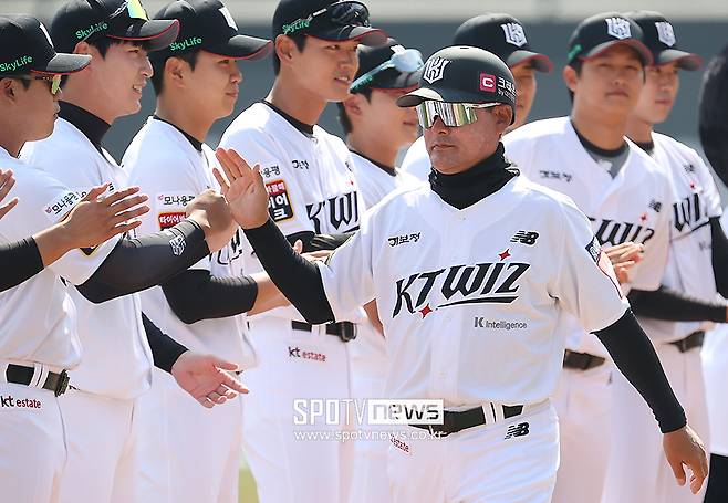 ▲ 이종범 전 코치는 KT를 떠난 결정이 즉흥적인 것이 아니었으며, 충분히 심사숙고했다면서 자신의 정당성을 주장했다 ⓒ곽혜미 기자