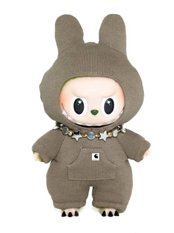 One-Of-A-Kind Blind Box Labubu x sacai x Carhartt WIP. 사진=joopiter 캡처