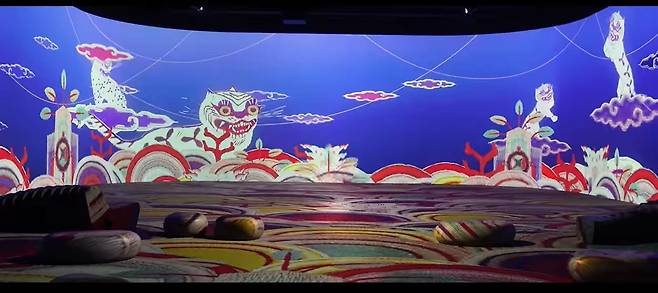 디지털실감영상관의 '케이팝 데몬 헌터스' 관련 전시품(국립중앙박물관 제공)