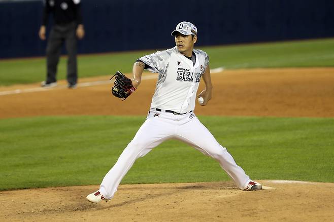 두산 시절 권혁. 사진 | 두산 베어스