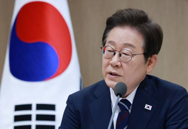 이재명 대통령이 지난 1일 대통령실 청사에서 열린 국무회의에 참석해 발언하고 있다. 연합뉴스