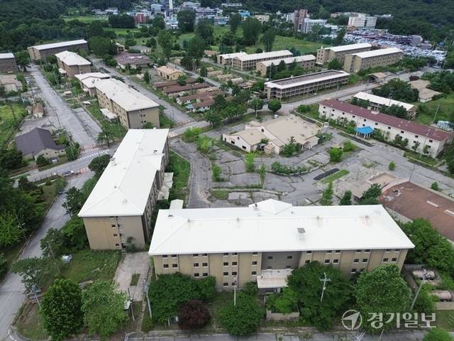 반환 이후 장기간 방치돼 있는 의정부시 캠프 레드클라우드 모습. 조주현기자