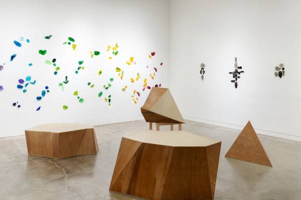 조소희 작품 '…where…'(위)와 윤주희 작품 '의지의 의지의 의지'.