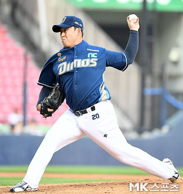 그동안 NC 투수진에 마당쇠 같은 역할을 잘 해낸 최성영. 사진=천정환 기자