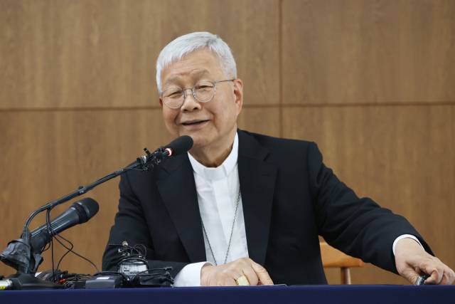 유흥식 추기경이 3일 서울 광진구 한국천주교주교회의에서 기자간담회를 하고 있다. 연합뉴스