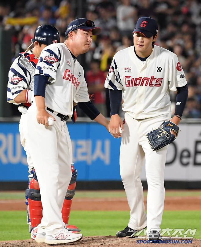 주형광 투수코치는 포텐을 터뜨리기 시작한 선박 투수 이민석을 칭찬했다.