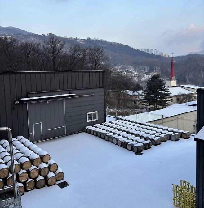 경기도 남양주시 화도읍에 자리 잡은 '기원 위스키 증류소' 전경.