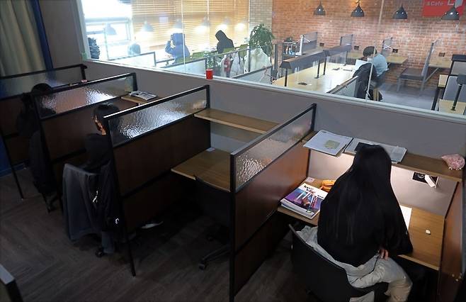 경기도 수원의 한 스터디카페. 사진은 기사와 관련 없음. /사진=연합뉴스