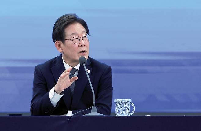 이재명 대통령이 6월25일 광주광역시 국립아시아문화전당에서 열린 '광주 시민·전남 도민 타운홀미팅'에 참석해 발언하고 있다. ⓒ연합뉴스