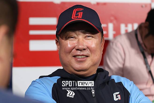 ▲ 김원중의 패기를 흐뭇하게 바라본 김태형 롯데 감독 ⓒ곽혜미 기자