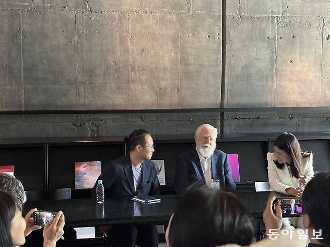 기자간담회 중인 제임스 터렐. 김민 기자 kimmin@donga.com