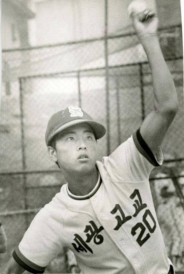 청주 세광고 시절의 송진우. 한국일보 자료사진