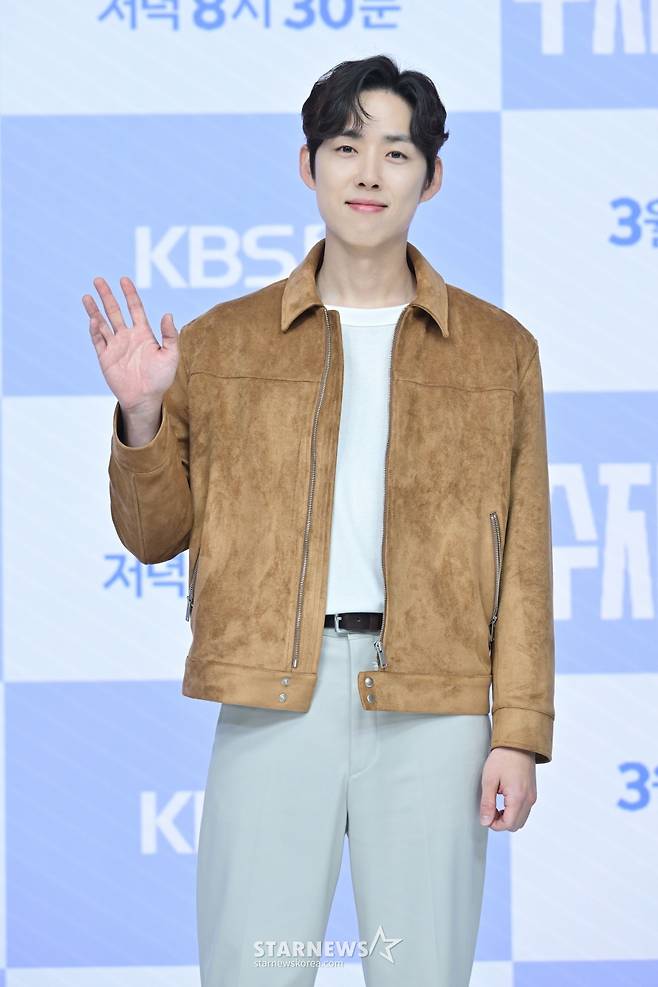 배우 백성현이 25일 온라인으로 진행된 KBS 1TV 드라마 '수지맞은 우리' 제작발표회에 참석해 포즈를 취하고 있다. /사진제공=KBS 2024.03.25 /사진=이동훈