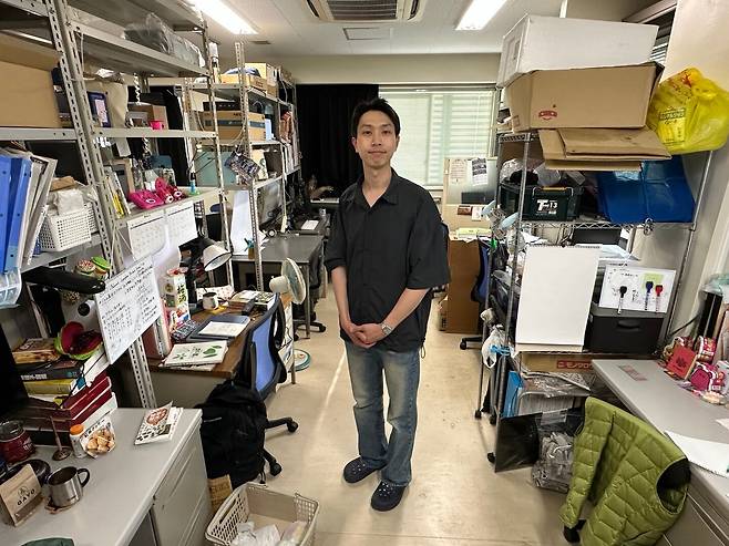 백 연구원은 제주대 생물학과를 졸업하고 일본으로 건너가 도쿄농공대에서 석사와 박사 학위를 받았다. 인터뷰를 하던 날에도 “현장 답사를 다녀오는 길”이라고 했다. 도쿄=박근태 과학전문기자