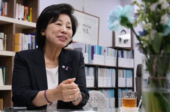 남인순 더불어민주당 의원이 지난 3일 국회 의원회관에서 서울신문과 인터뷰하고 있다. 안주영 전문기자