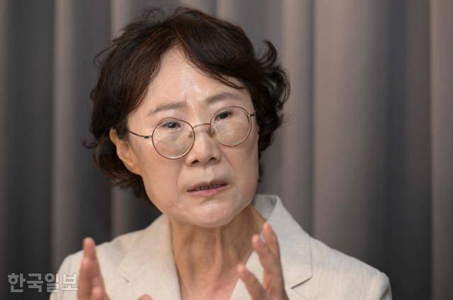 정혜경 강제동원·평화연구회 위원이 3일 서울 중구 한국일보에서 본보와 인터뷰하고 있다. 강예진 기자