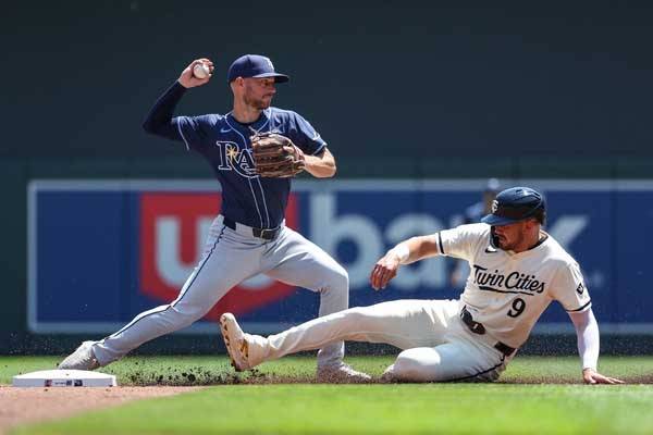 탬파베이 2루수 브랜든 라우는 옆구리 통증으로 경기 도중 교체됐다. 사진= Getty Images/AFP= 연합뉴스 제공