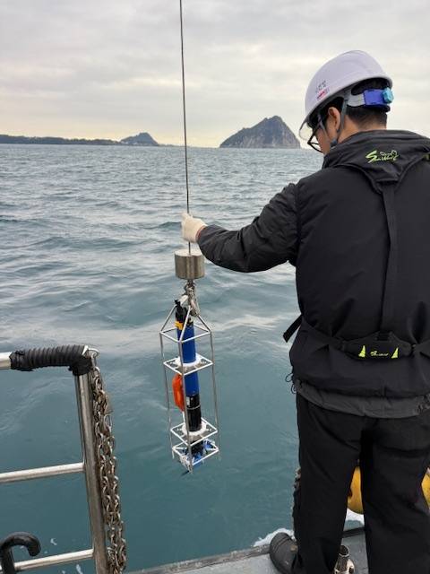 제주 연안 고수온·저염분수 조사. 제주도해양수산연구원 제공