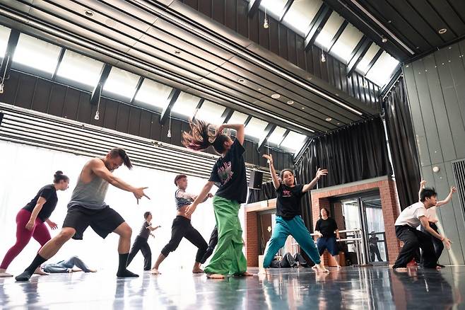 워크숍 <움직이는 감각, 만나는 예술>