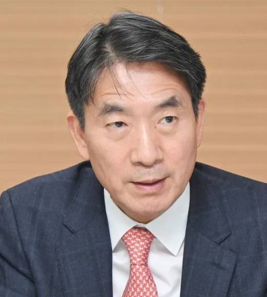 안병윤 경국대학 공공부총장