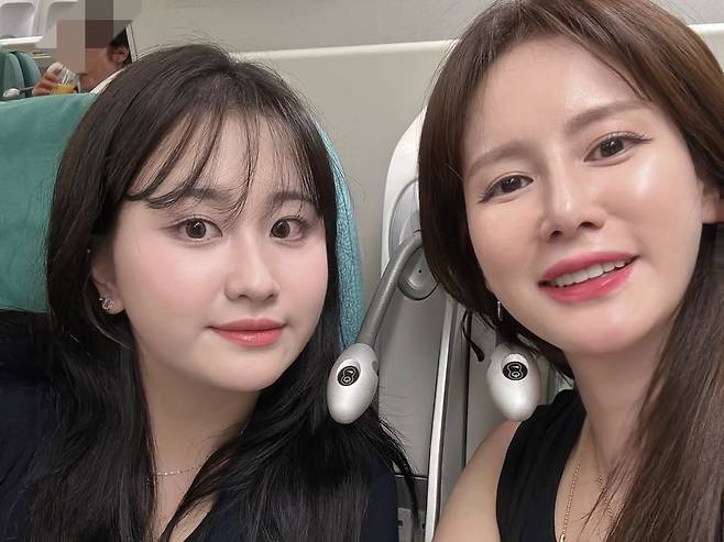 안리원 양과 이혜원. 인스타그램 캡처.