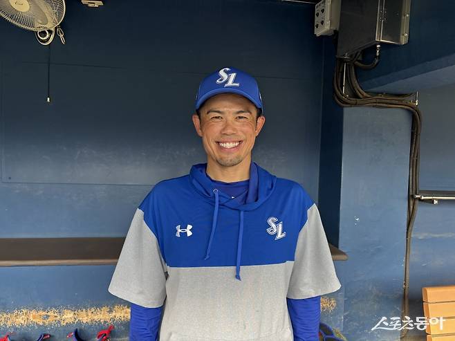 이마에 도시아키 삼성 퀄리티컨트롤 코치는 NPB 무대에서 감독까지 지낸 인사다. 현역 시절 정확한 타격으로 명성을 떨쳤던 그는 KBO리그에서의 경험에 대해 “일본과 서로 다른 점을 배우며 접목할 수 있다는 점이 가장 좋다”고 만족감을 드러냈다. 강산 기자 posterboy@donga.com