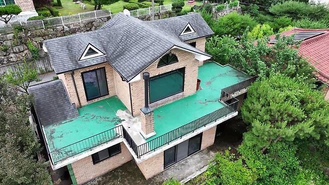 경매로 나온 경기도 남양주시 수동면의 단독주택 모습. 이건욱PD