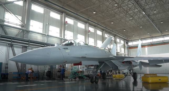 중국 'J-15' 함재기 (중국 관영 CCTV)