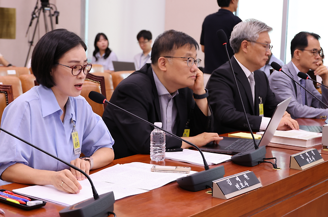 9일 국회 법제사법위원회 전체회의에서 열린 검찰개혁 법안 관련 공청회에서 김예원 변호사가 법안에 대한 의견을 진술하고 있다. ⓒ연합뉴스