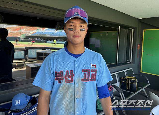 준결승전 종료 후 인터뷰하는 안지원. 사진=나유리 기자