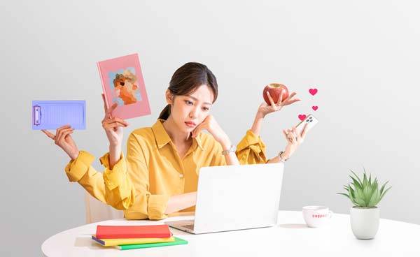 여러 일을 동시에 해내는 멀티태스킹이 오히려 뇌 건강에 악영향을 줄 수 있다고 의사가 경고했다./사진=클립아트코리아