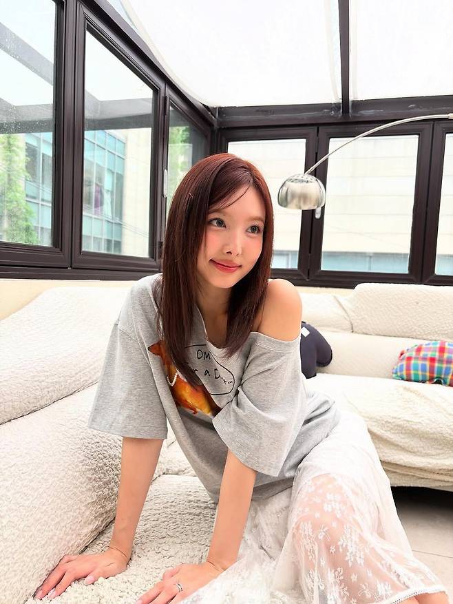 인스타그램 @nayeonyny