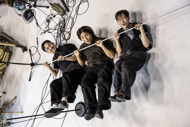 김종국(재즈 드러머), 김건재(밴드 실라카겔과 시라카미 우즈 멤버), 이원석(클래식 퍼커셔니스트)가 만든 음악 그룹 '셋셋셋(SETSETSET)'. / 사진. ⓒ 구본숙