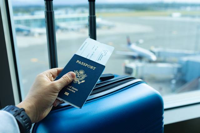 해외 여행객들이 입국 단계부터 신속하게 호흡기 검사를 받을 수 있도록 하는 서비스가 국내 공항·항만을 중심으로 확대 운영될 예정이다. 사진은 기사의 특정 사실과 관련 없음. 게티이미지뱅크