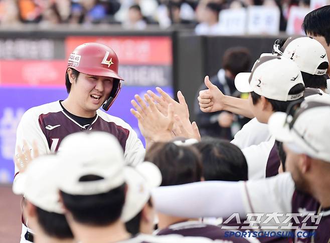 12일 대전 한화생명볼파크에서 열린 2025 KBO 올스타전, 1회 삼성 디아즈의 적시타 때 득점에 성공한 최정. 대전=송정헌 기자songs@sportschosun.com/2025.07.12/