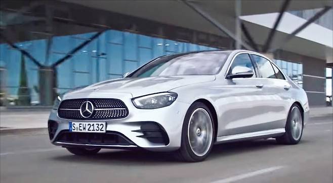 벤츠 ‘더 뉴 E클래스’