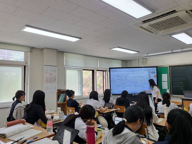 대전둔산여고 다락방 - AI 코스웨어 활용 공개수업